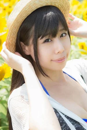 新井ゆうこ：グラビアＤＶＤデビュー