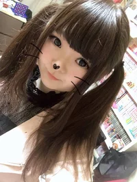 ゆりあ