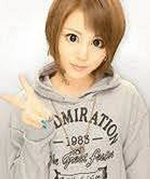 りりこ。＠セシル