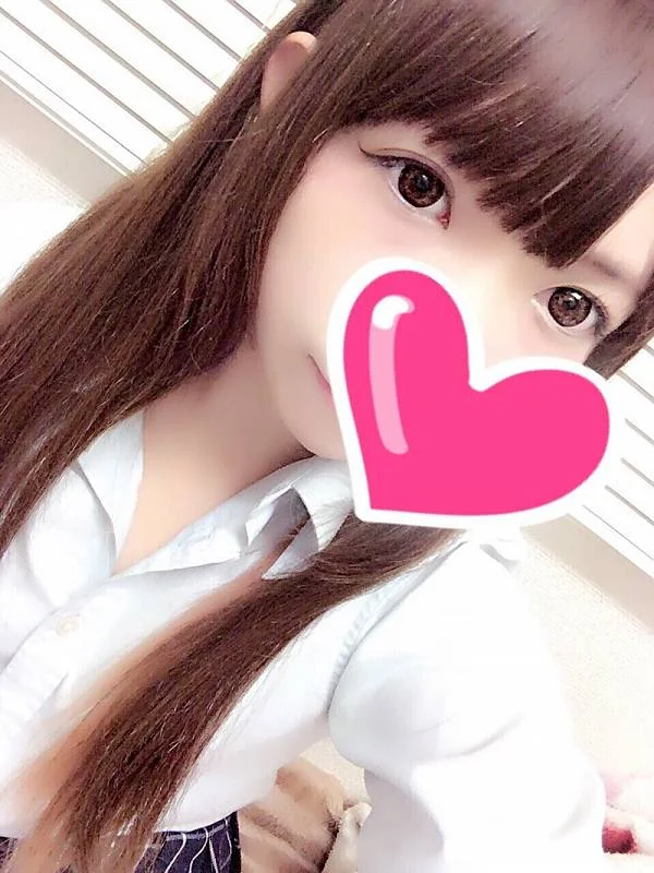 もも（新人）