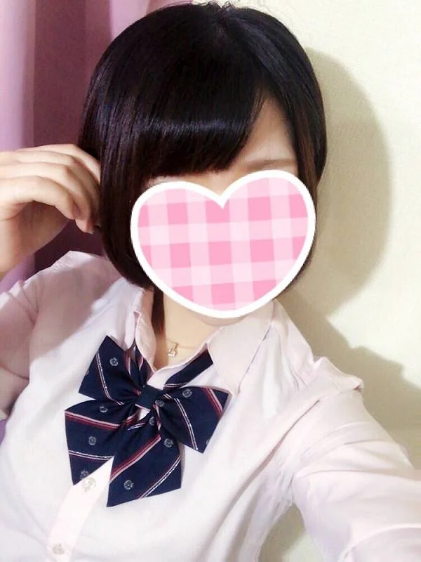 れみ（新人）