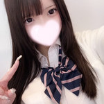 もも 162cm/Eカップ 18歳