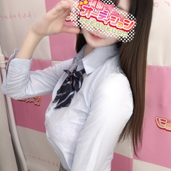 🆕まな 165cm/Gカップ 18歳