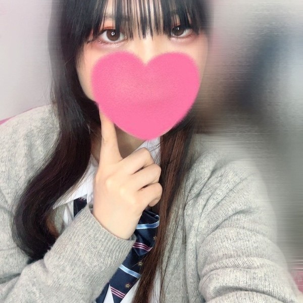 🆕あるる 158cm/Bカップ 19歳