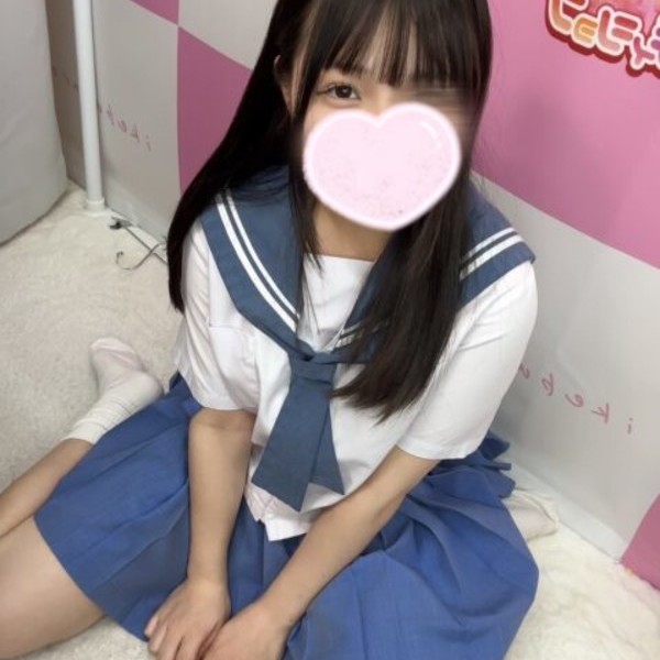 あずり 146cm/Dカップ 18歳