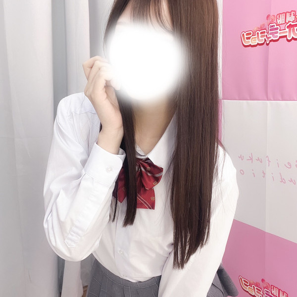 🆕まいな 165cm/Cカップ 19歳