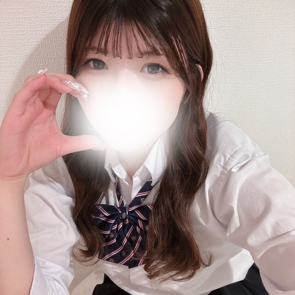 すずか 159cm/Eカップ 19歳