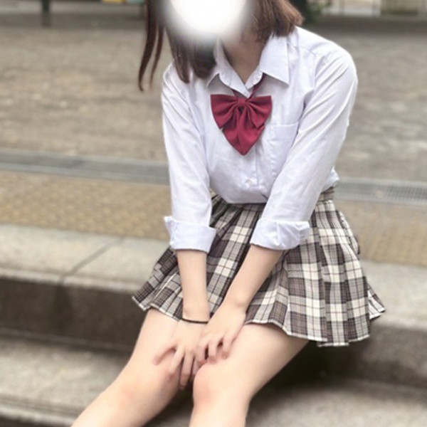 🆕ななほ 162cm/Cカップ 19歳