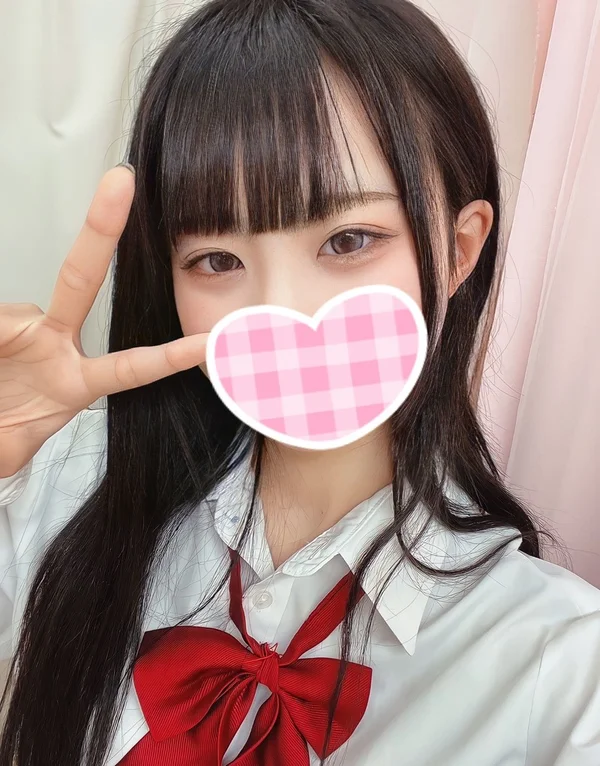 なっちゃん　153cm（）　18歳