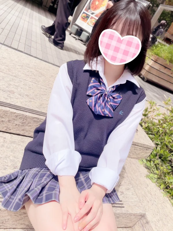 いちご 148cm/Cカップ 19歳