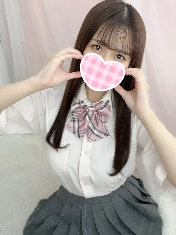 もえ 155cm/Gカップ 19歳