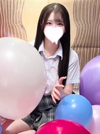 しいな 176cm/Dカップ 19歳