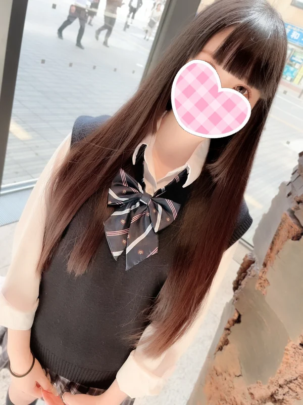 みる 148cm/Dカップ 19歳