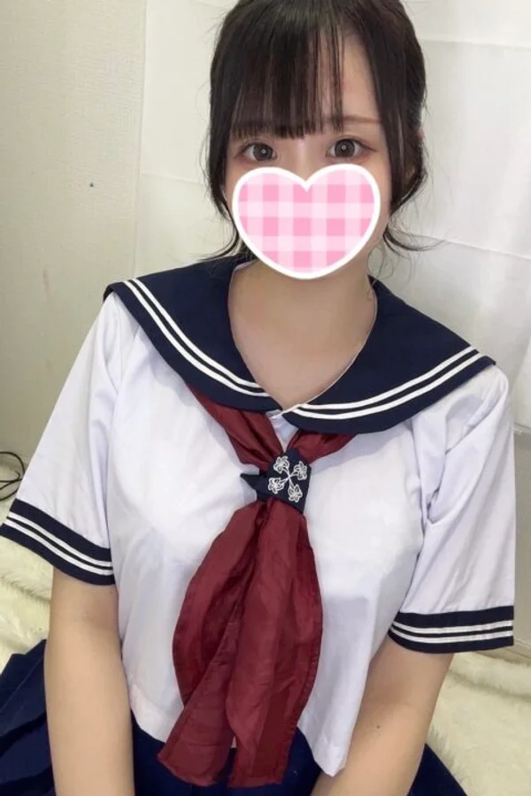 🆕うに 152cm/Fカップ 19歳