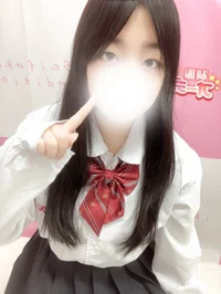 るか 160cm/Dカップ 18歳