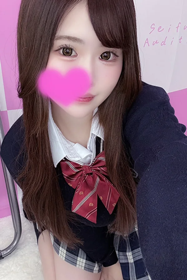 🆕ぴぴ 160cm/Eカップ 18歳