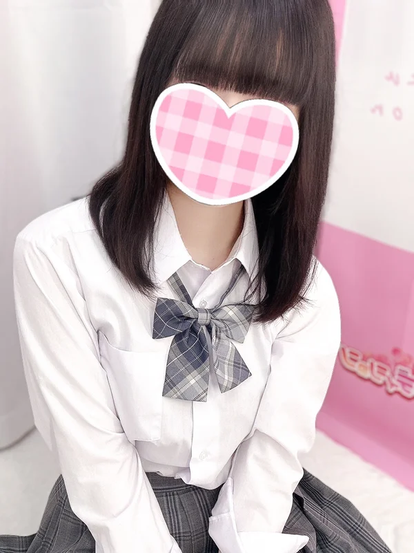 🆕もこ 157cm/Fカップ 18歳