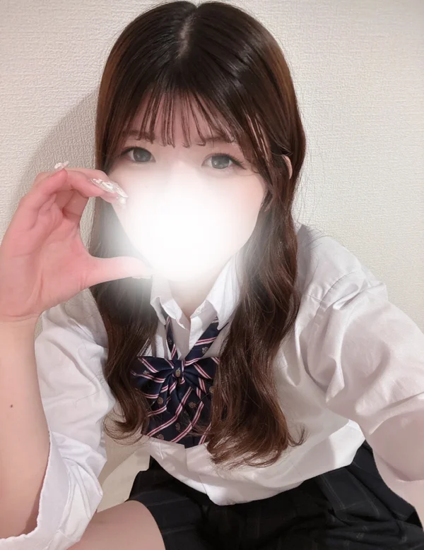 すずか 159cm/Eカップ 19歳