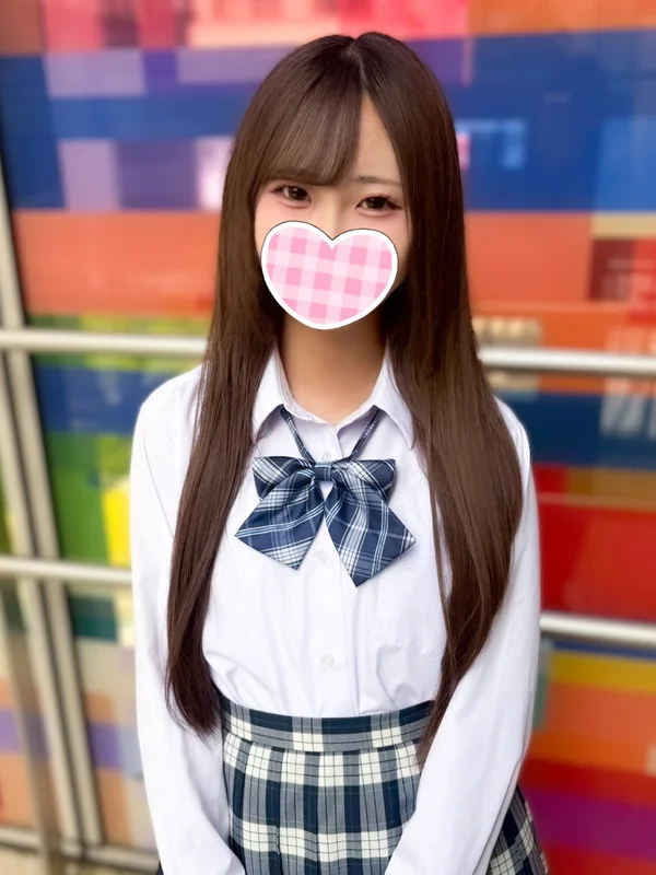 ふたば 153cm/Eカップ 18歳