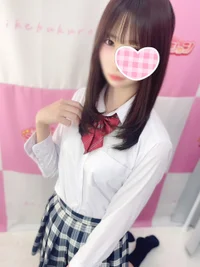 かえ 170cm/Dカップ 18歳