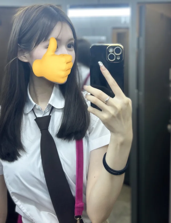🆕あすか 162cm/Fカップ 19歳