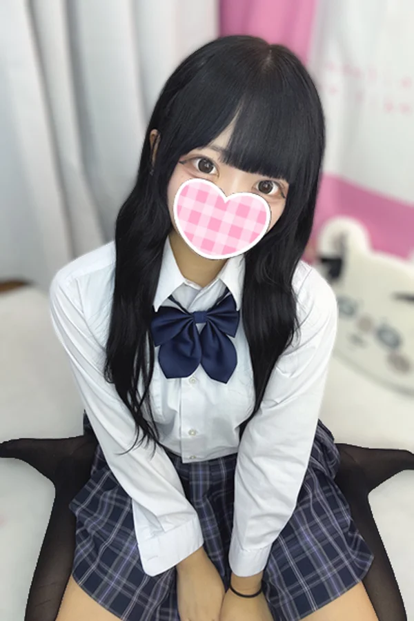 🆕えま 157cm/Cカップ 19歳