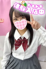 🆕こころ 147cm/Eカップ 18歳