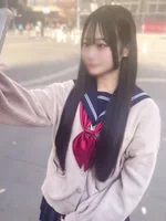 なゆた 160cm/Cカップ 18歳