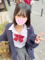 さな 153cm/Eカップ 18歳