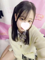 みや 157cm/Dカップ 18歳