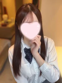 しいな 176cm/Dカップ 19歳