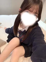 🆕さくら 157cm/Fカップ 18歳