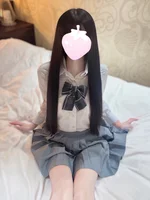るの 158cm/Cカップ 19歳