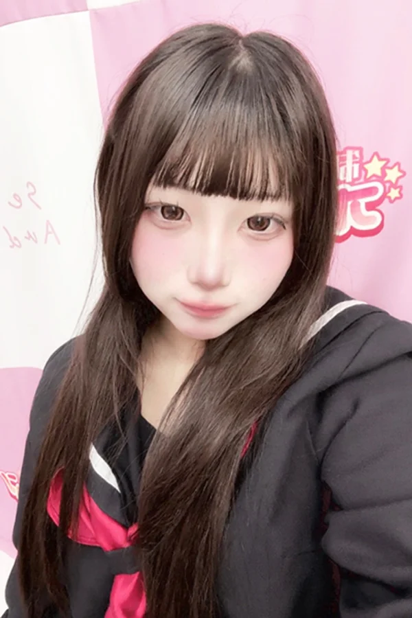 るき 153cm/Eカップ 18歳