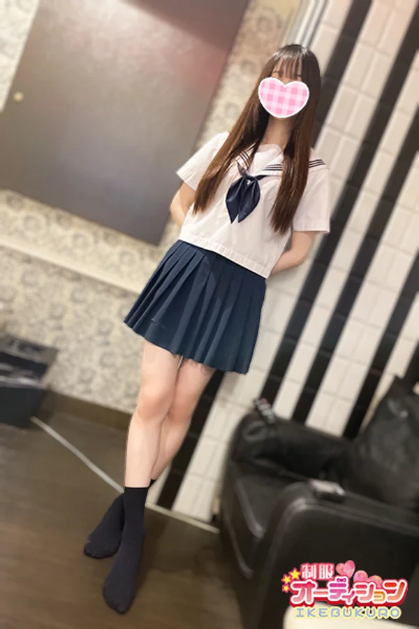 あやは 165cm/Dカップ 19歳
