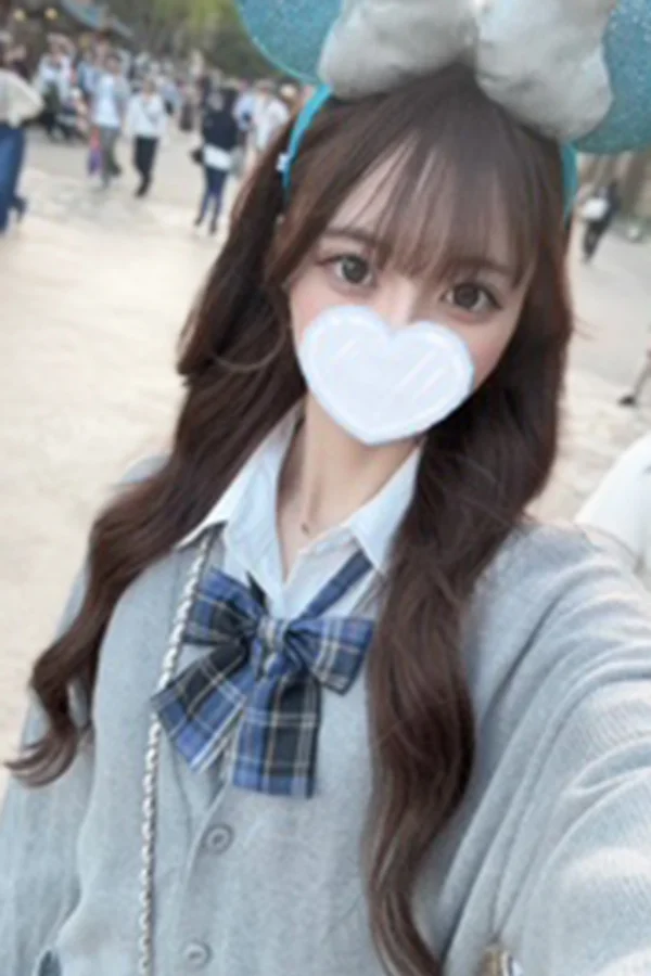 🆕ねお 161cm/Bカップ 19歳