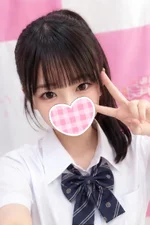 🆕すいな 153cm/Cカップ 18歳