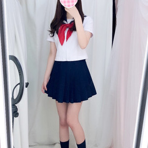 🆕もこ 165cm/Cカップ 19歳