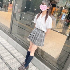 ねね 163cm/Cカップ 19歳