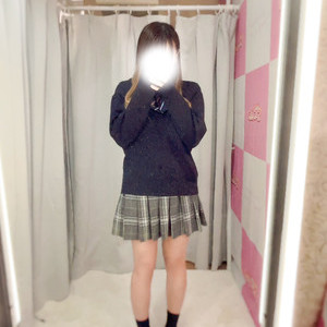 🆕りお 154cm/Cカップ 19歳