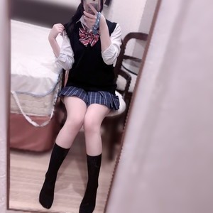 🆕えな 155cm/ 18歳