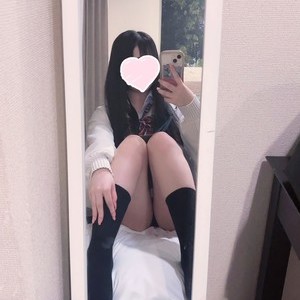 🆕えな 155cm/ 18歳