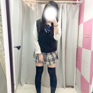 🆕らに 165cm/Fカップ 18歳