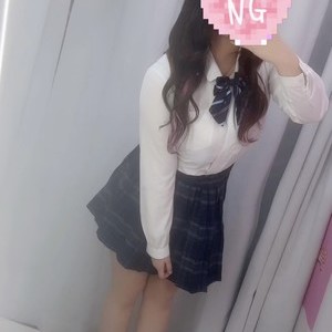 🆕せら 154cm/Fカップ 18歳