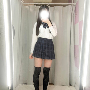 🆕すみれ 161cm/Dカップ 18歳