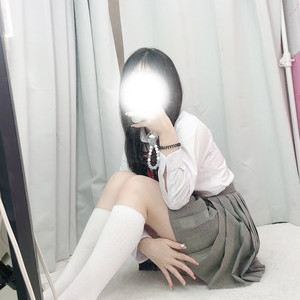 🆕ここ 152cm/Dカップ 18歳