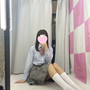 🆕りんな 154cm/Aカップ 19歳