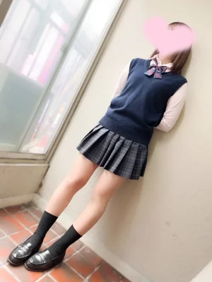 🆕かれん　165cm/Cカップ 18歳