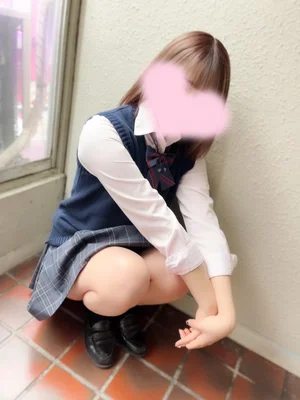 🆕かれん　165cm/Cカップ 18歳