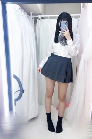 🆕さく 168cm/Cカップ 18歳